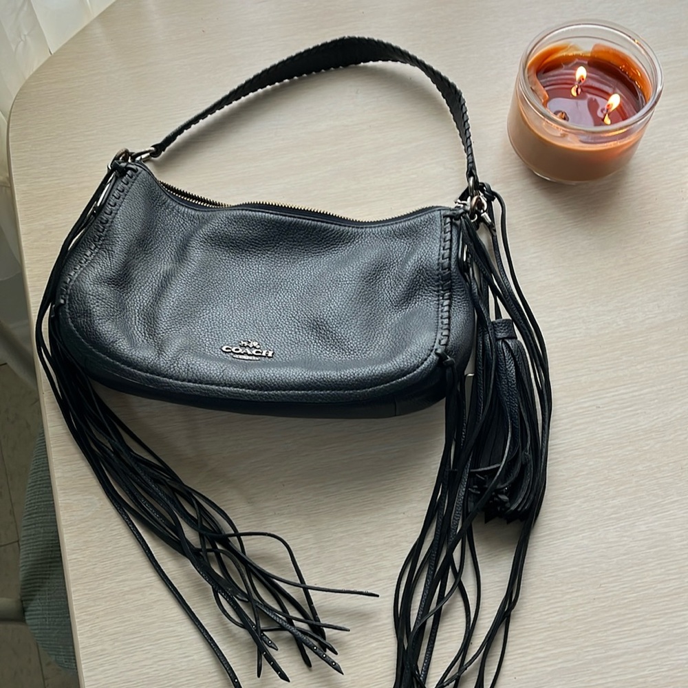 COACH FRINGE CHELSEA NAVY ALMOST LIKE BLACK COLOR ❤️